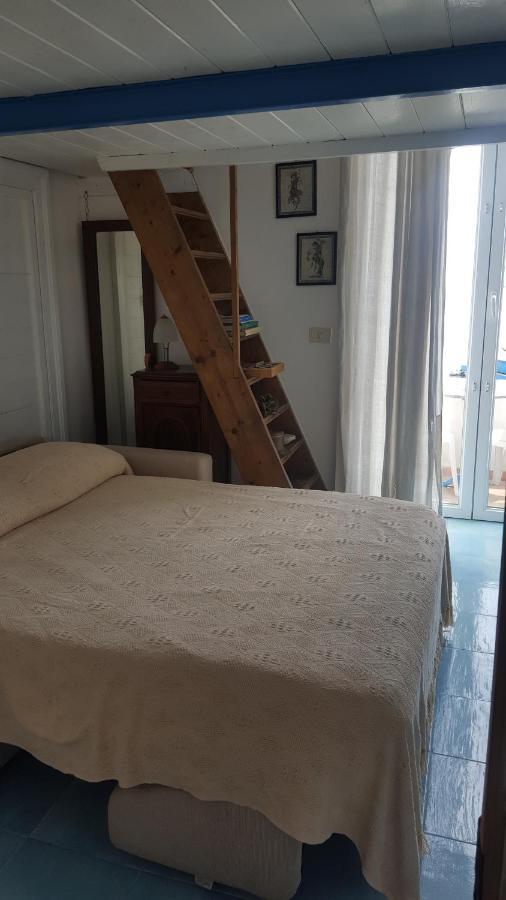 La Casa Sugli Archi Ponza Exterior foto