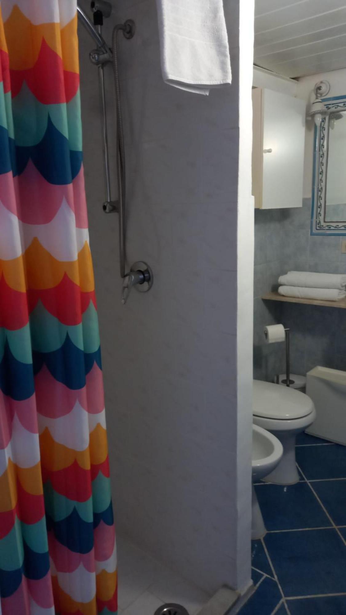 La Casa Sugli Archi Ponza Exterior foto